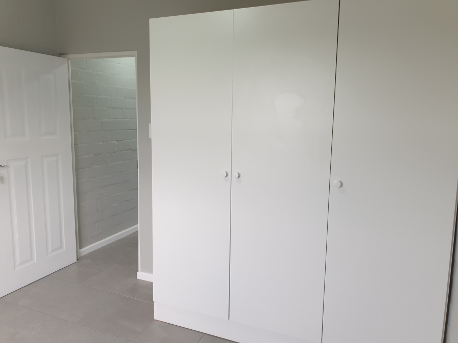 To Let 1 Bedroom Property for Rent in Diep River Western Cape